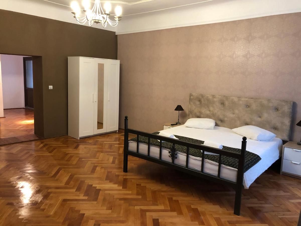 Отель Poet Pastior Residence Сибиу