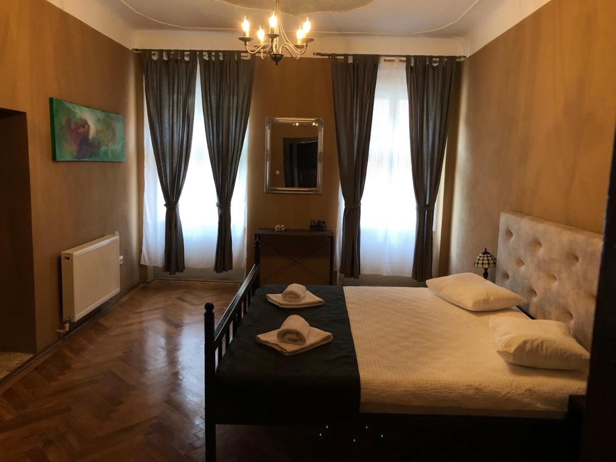 Отель Poet Pastior Residence Сибиу