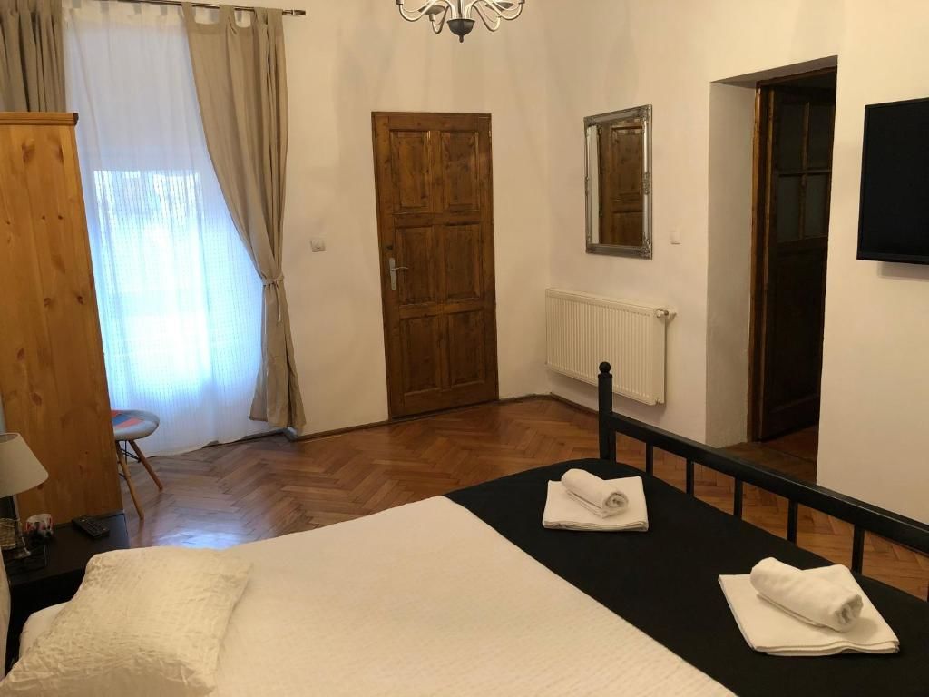 Отель Poet Pastior Residence Сибиу