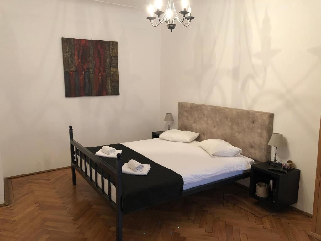 Отель Poet Pastior Residence Сибиу